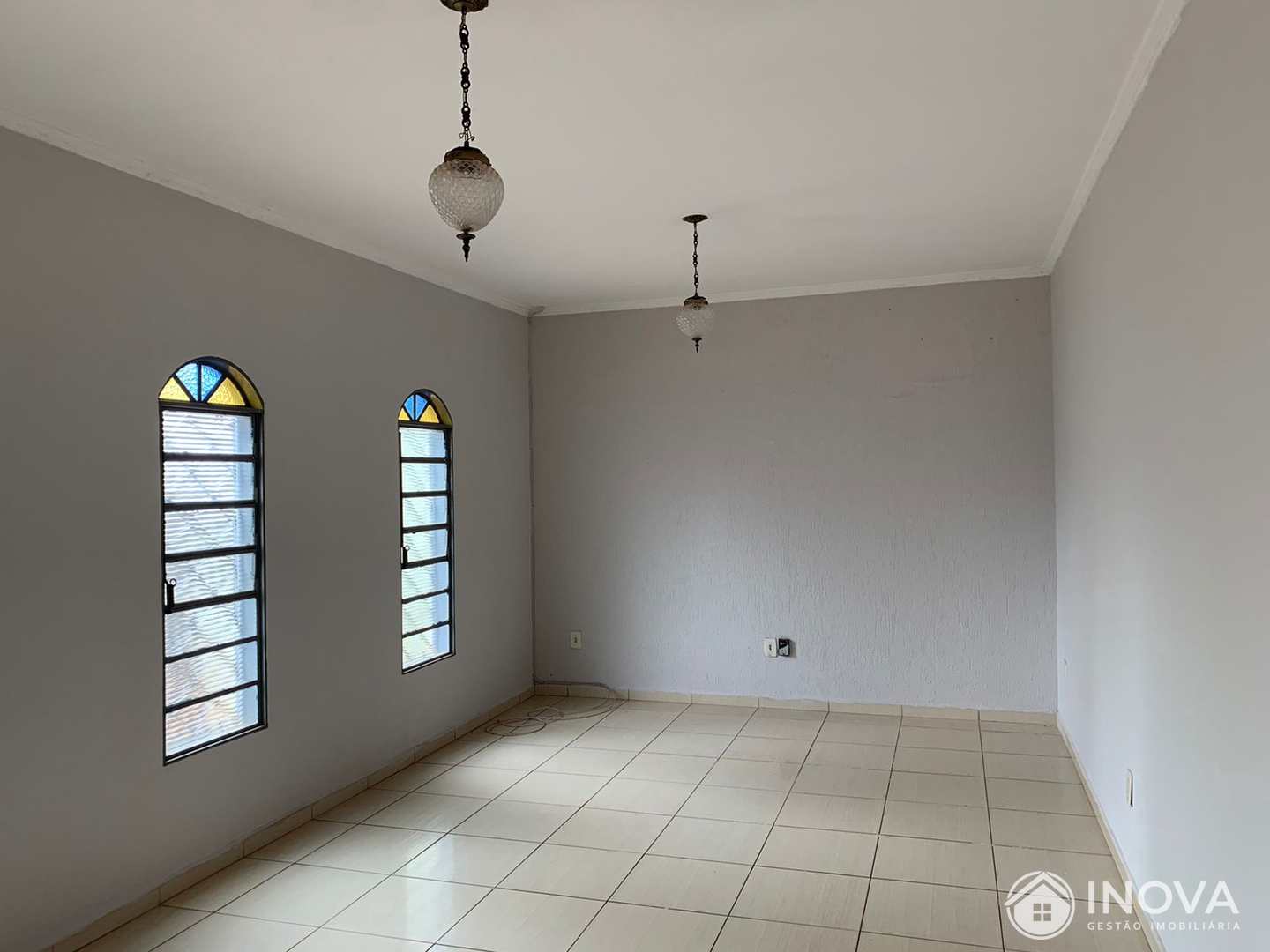 Casa à venda e aluguel com 2 quartos, 195m² - Foto 4