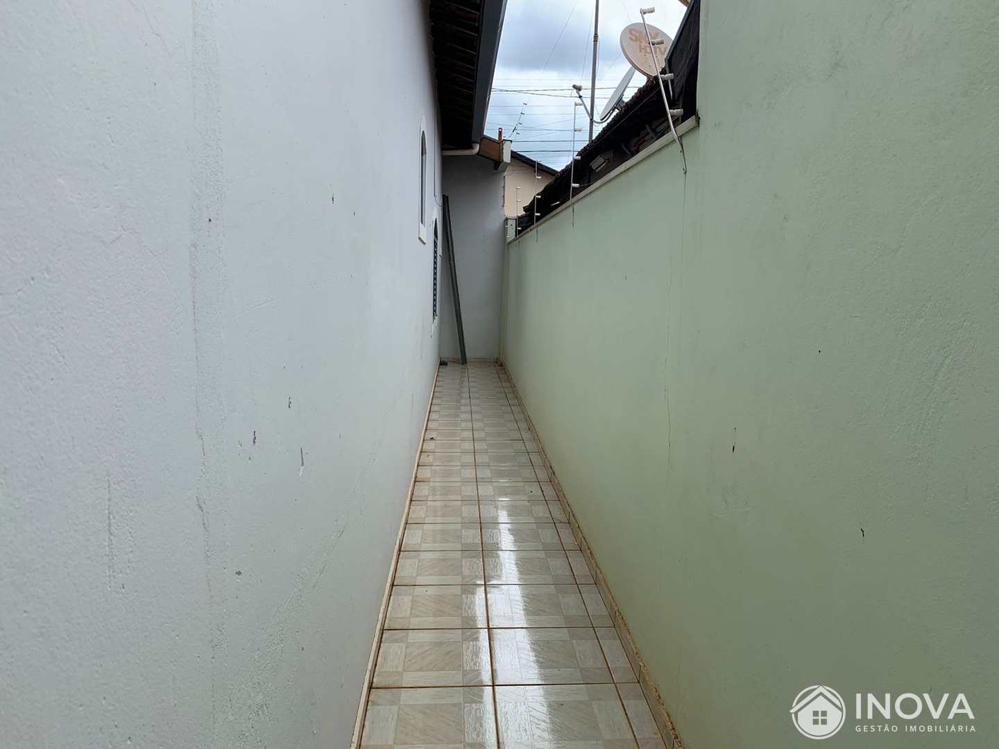 Casa à venda e aluguel com 2 quartos, 195m² - Foto 13