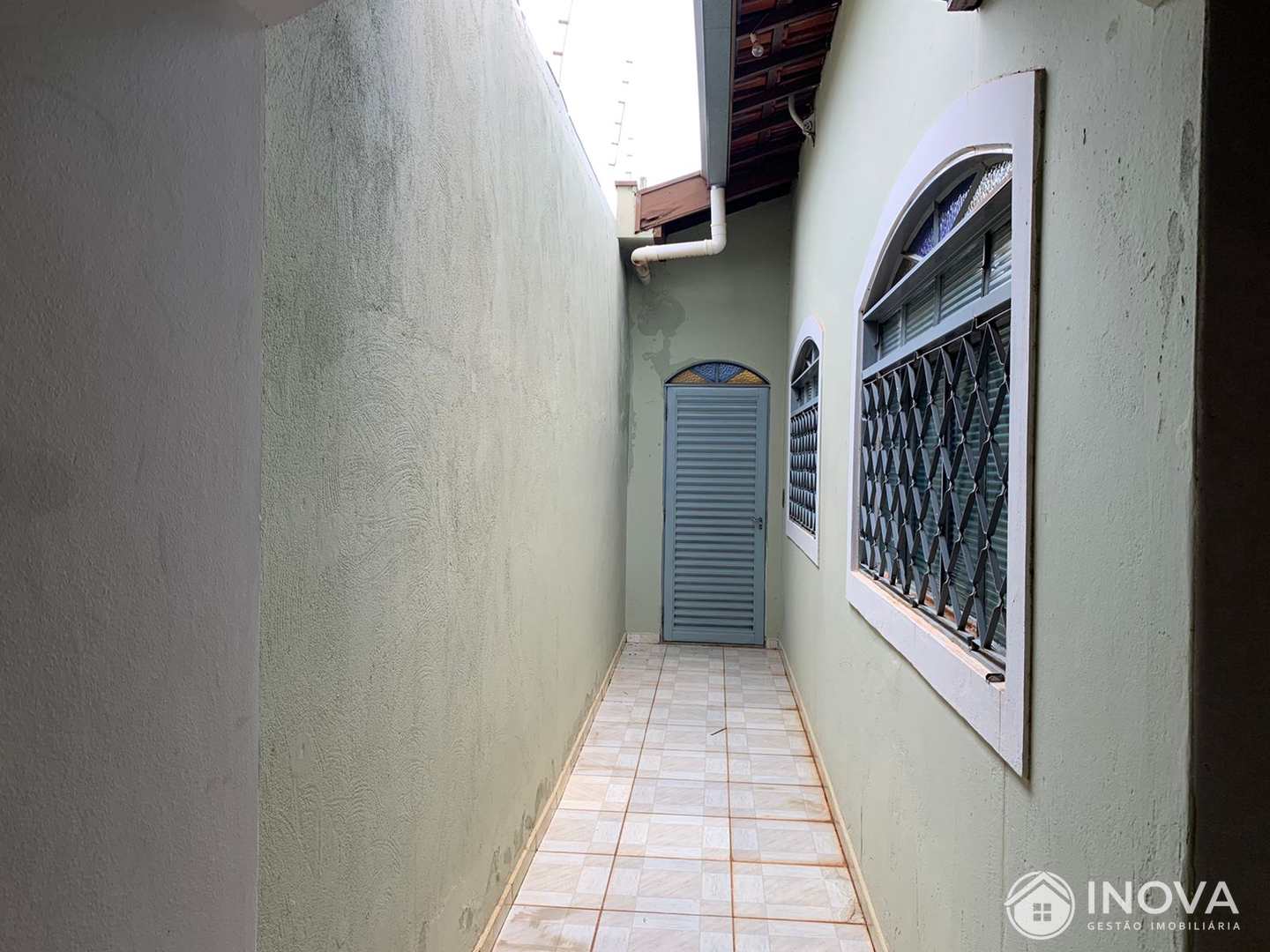 Casa à venda e aluguel com 2 quartos, 195m² - Foto 12