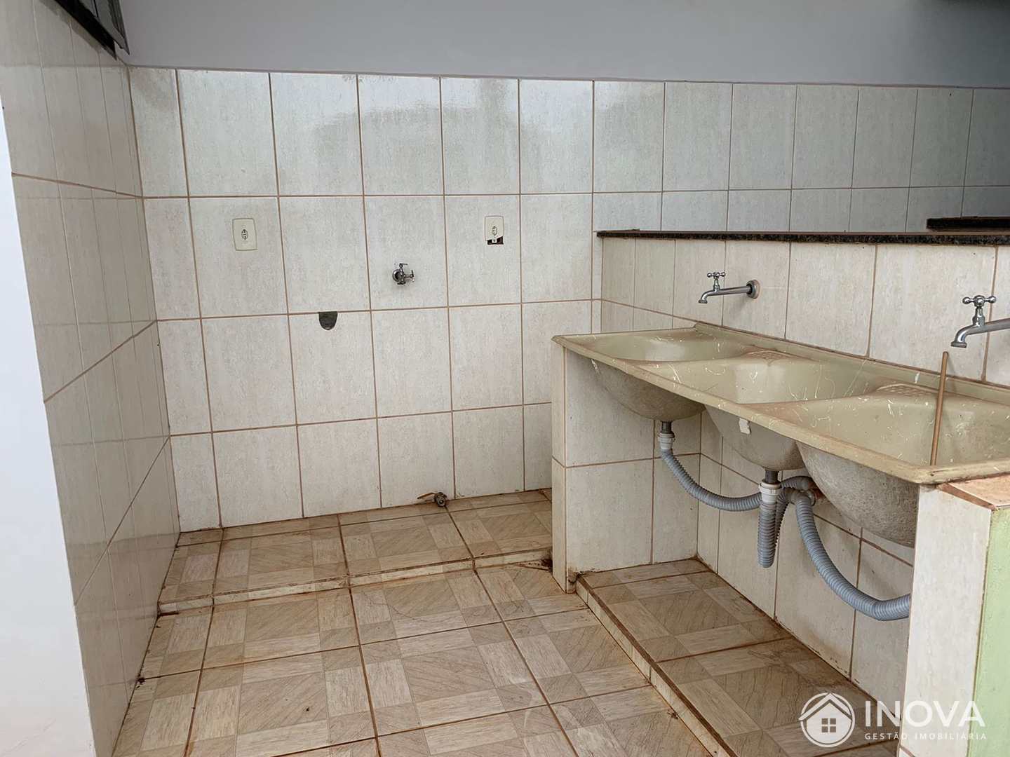 Casa à venda e aluguel com 2 quartos, 195m² - Foto 19