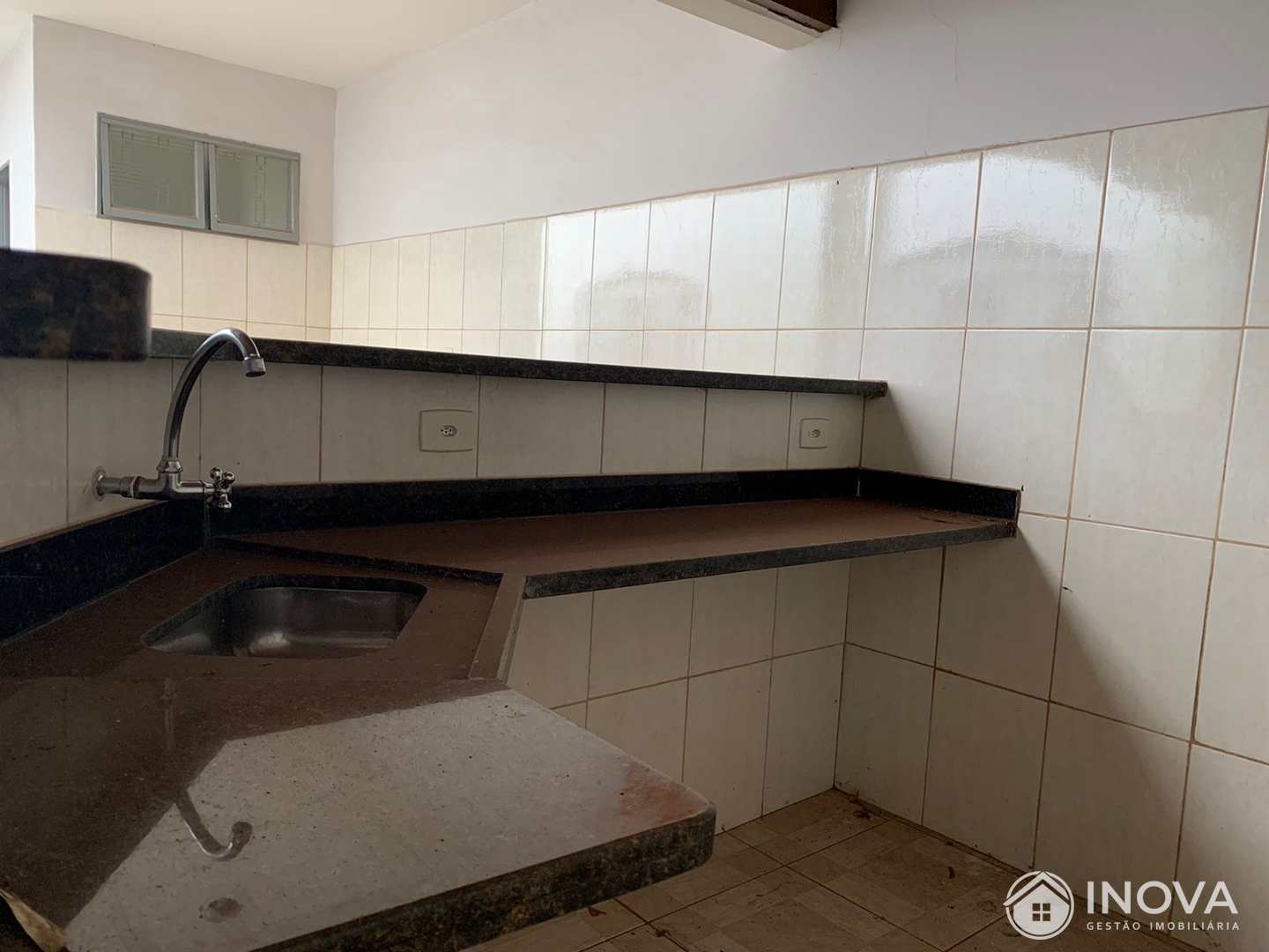 Casa à venda e aluguel com 2 quartos, 195m² - Foto 16