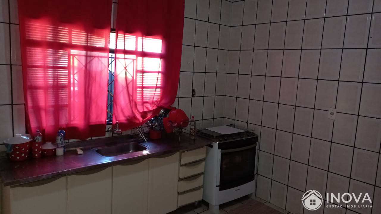 Casa à venda com 2 quartos, 106m² - Foto 17