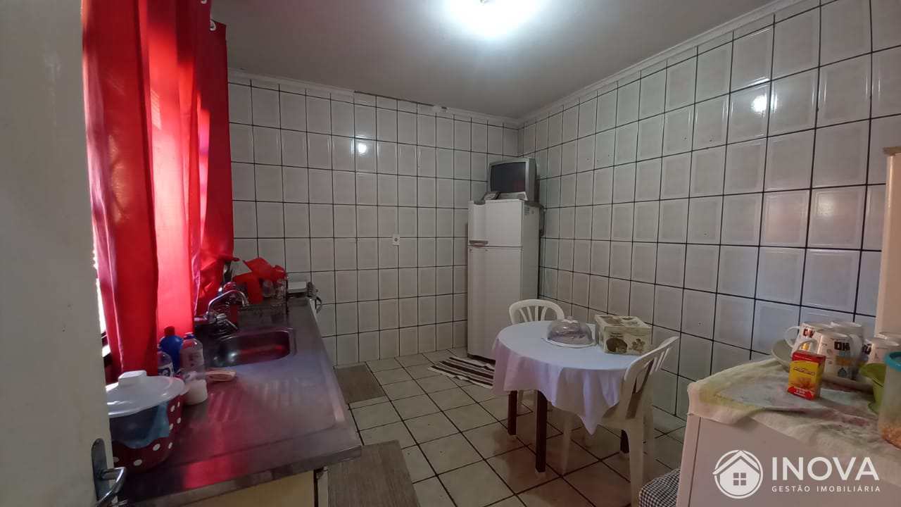 Casa à venda com 2 quartos, 106m² - Foto 16