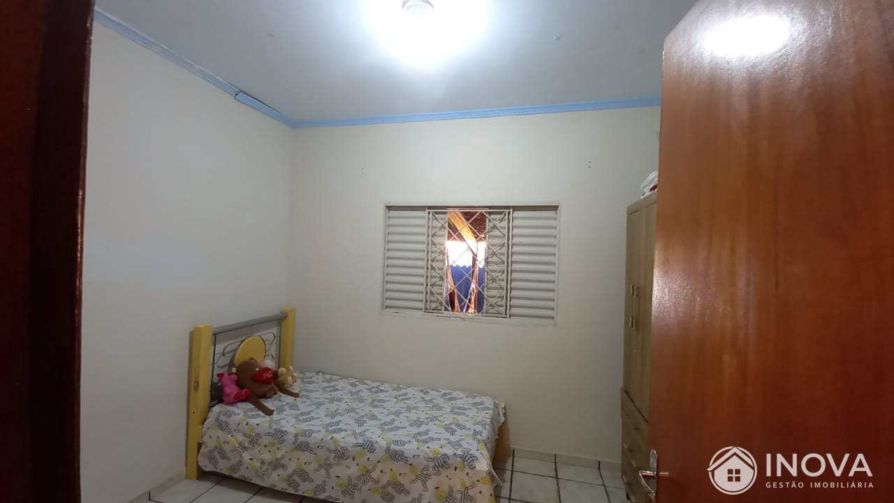 Casa à venda com 2 quartos, 106m² - Foto 10