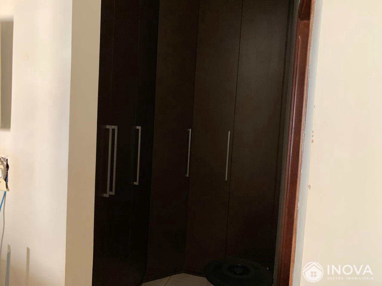 Casa à venda com 2 quartos, 208m² - Foto 12