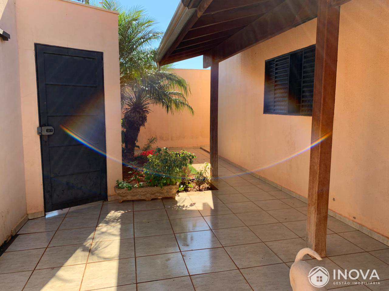 Casa à venda com 2 quartos, 208m² - Foto 3