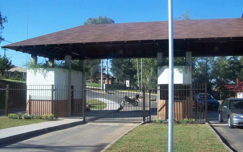 Casa de Condomínio na Estrada Lomba do Vadeco, Paragem dos Verdes