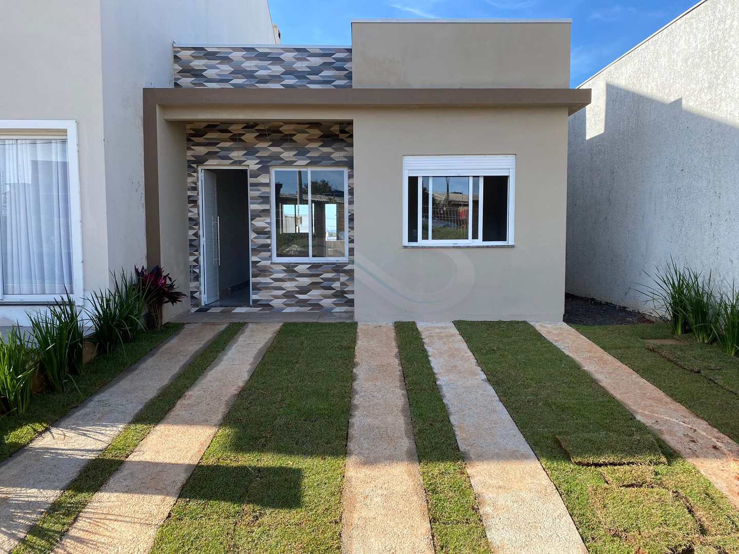 Apartamento à Venda com 2 dormitórios, Aguas Claras, Gravataí - R