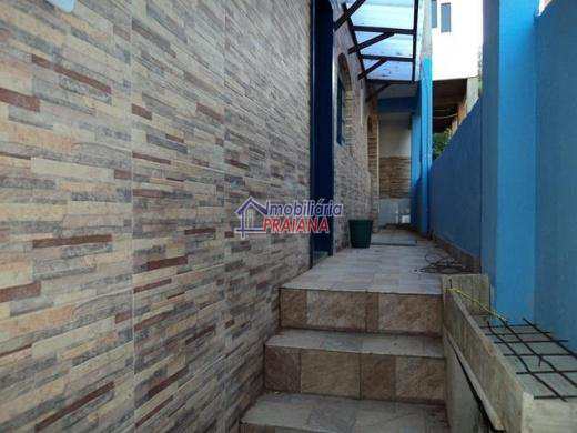 Casa com 1 dorm, Baleia, Arraial do Cabo - R$ 270 mil, Cod: V149