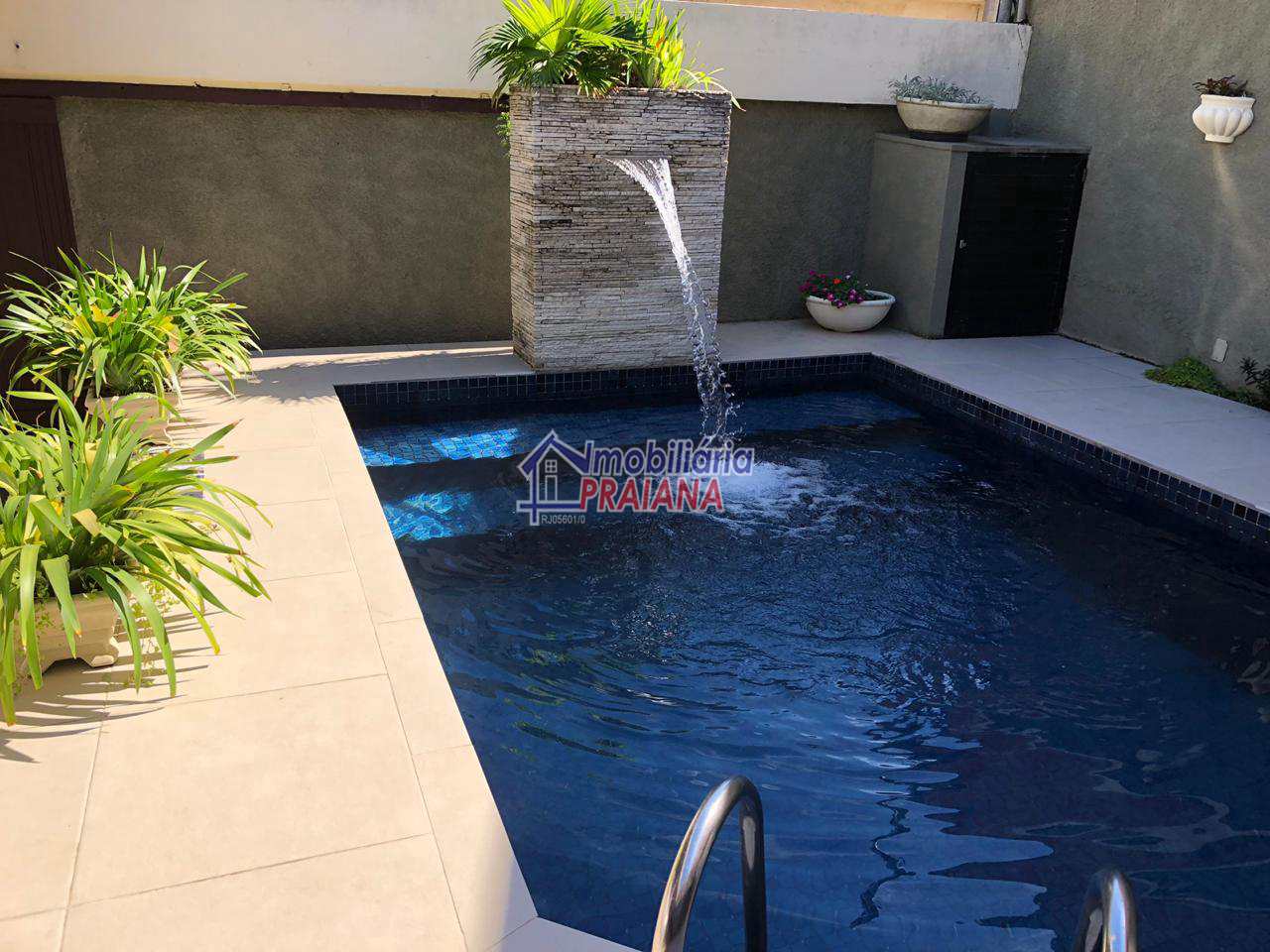 Casa com 3 dorms, Praia Grande, Arraial do Cabo, Cod: A1000