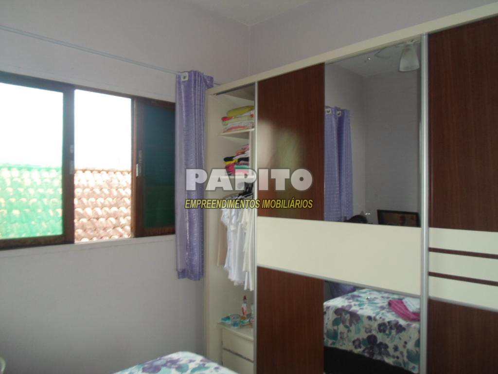 Casa à venda com 3 quartos, 170m² - Foto 14