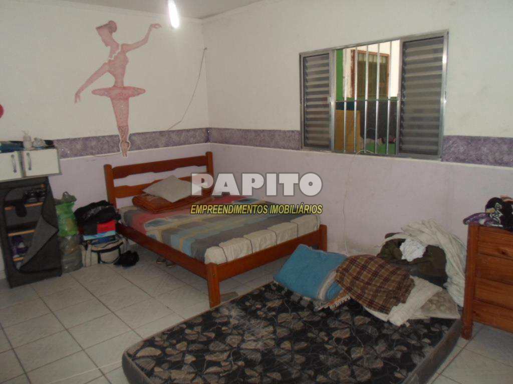 Casa à venda com 2 quartos, 190m² - Foto 18