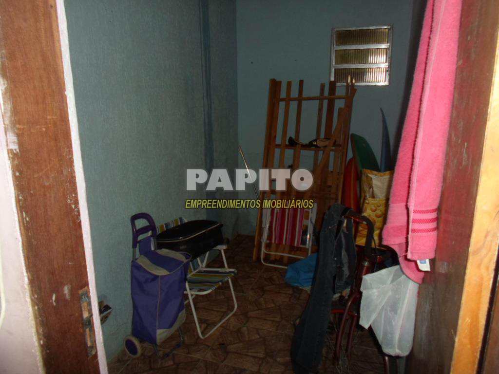 Casa à venda com 2 quartos, 190m² - Foto 8