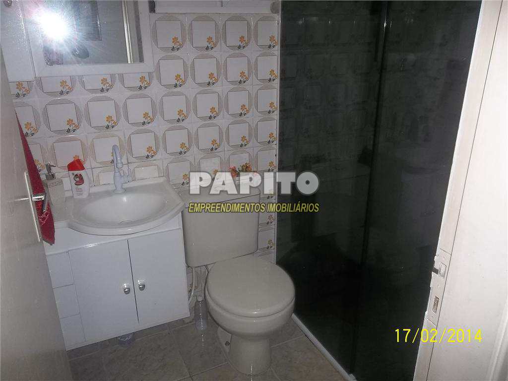 Casa à venda com 2 quartos, 70m² - Foto 19