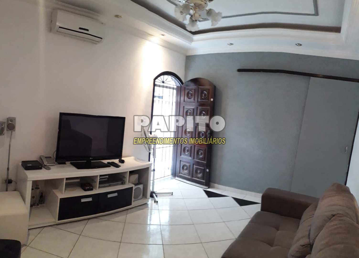 Casa à venda com 2 quartos, 200m² - Foto 7