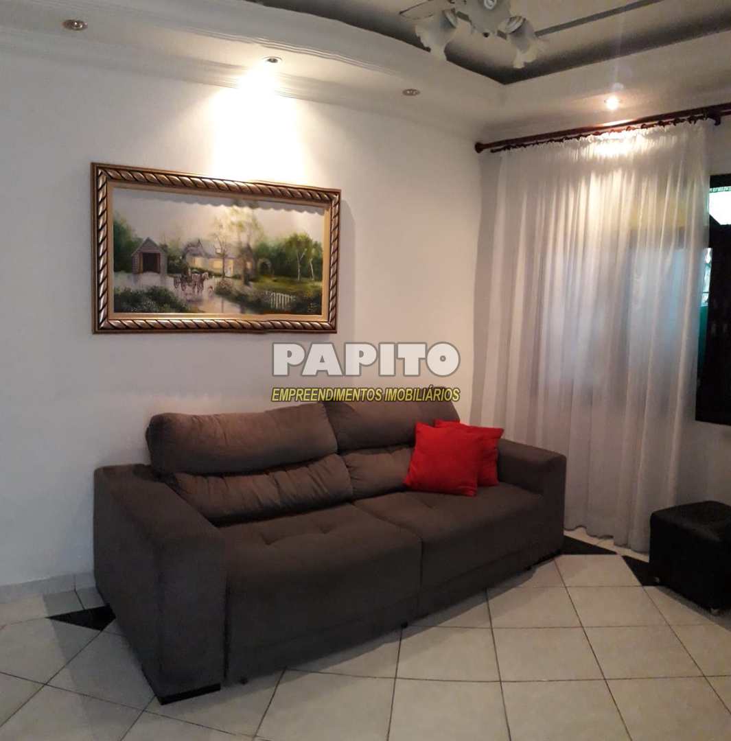 Casa à venda com 2 quartos, 200m² - Foto 8