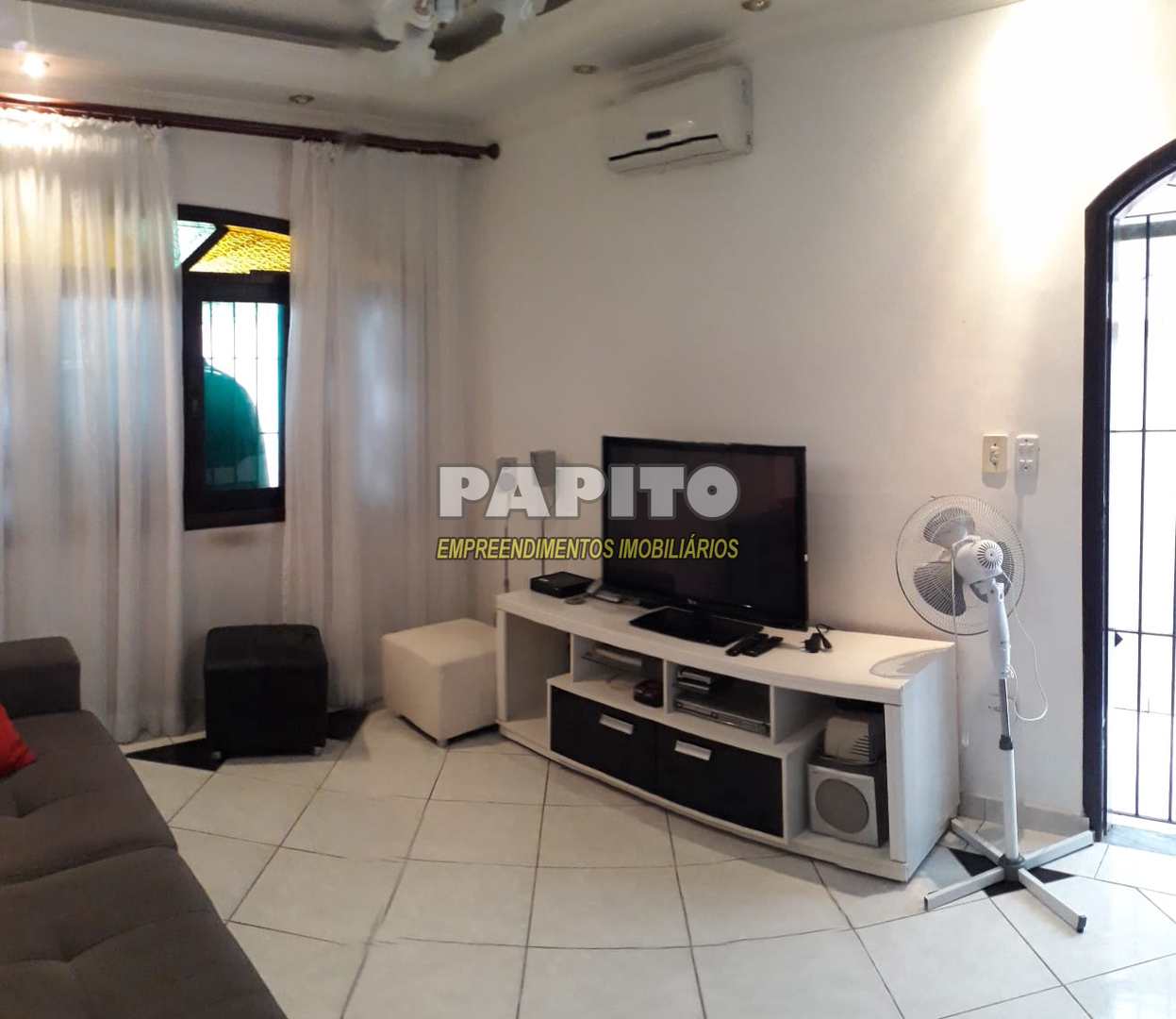 Casa à venda com 2 quartos, 200m² - Foto 9