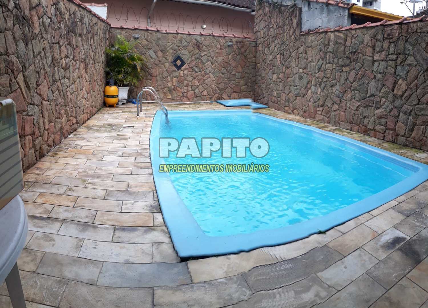 Casa à venda com 2 quartos, 200m² - Foto 5