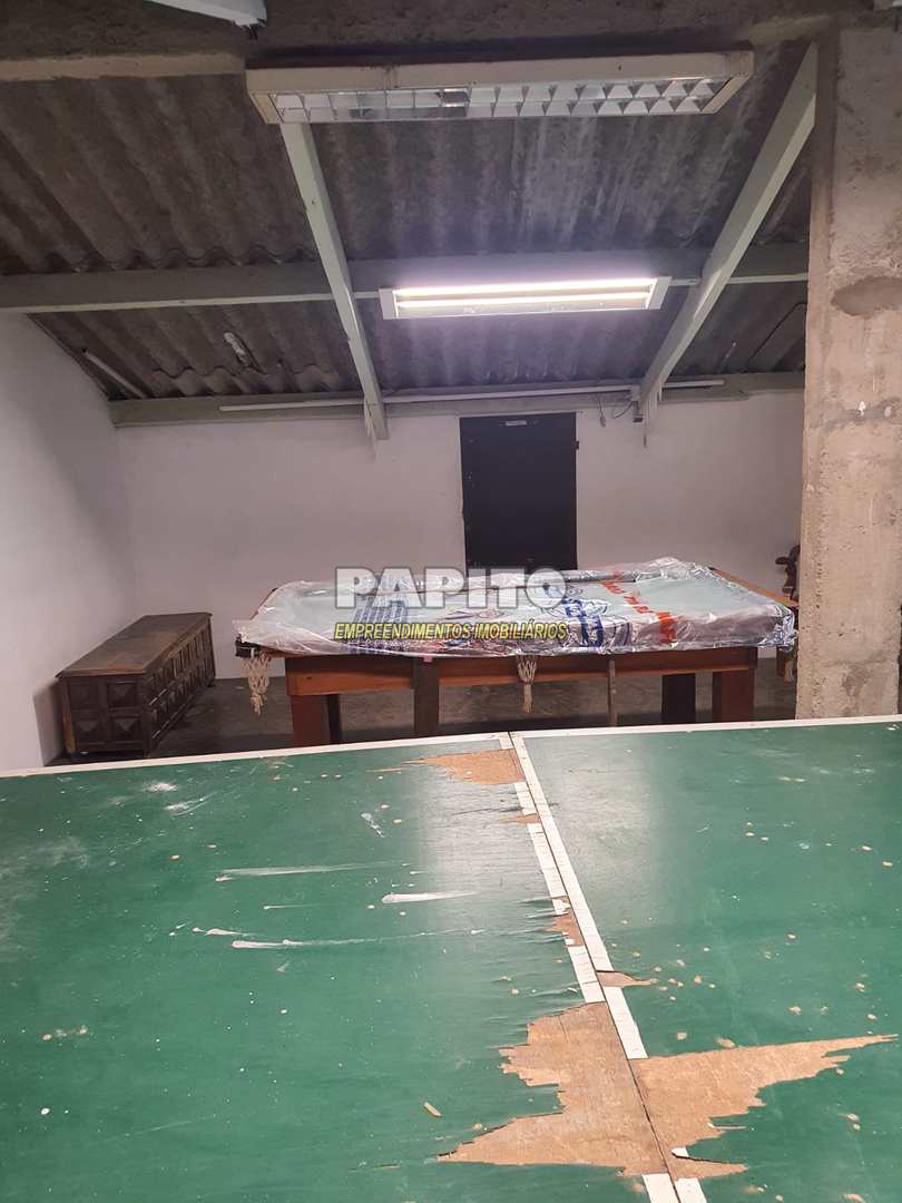 Casa à venda com 3 quartos, 260m² - Foto 31