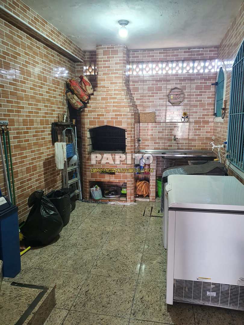 Casa à venda com 3 quartos, 260m² - Foto 9