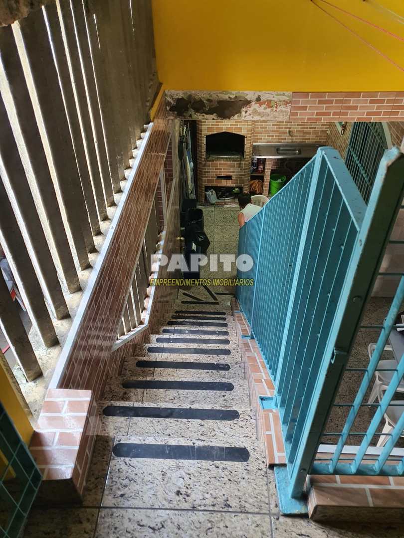Casa à venda com 3 quartos, 260m² - Foto 26