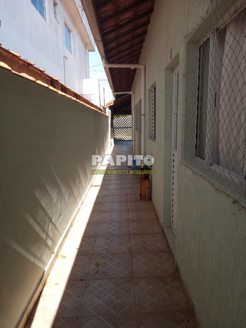 Casa de Condomínio à venda com 1 quarto, 50m² - Foto 2