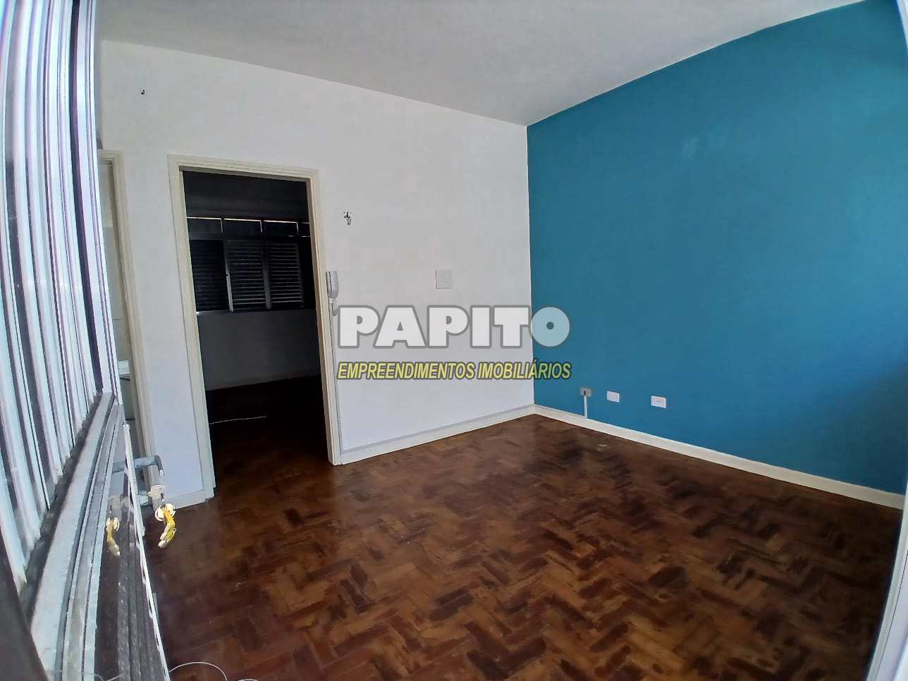 Apartamento para alugar com 1 quarto, 45m² - Foto 13