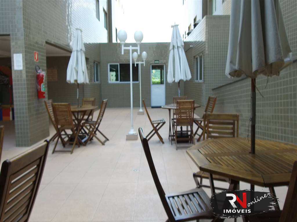 Apartamento à venda com 2 quartos, 76m² - Foto 27