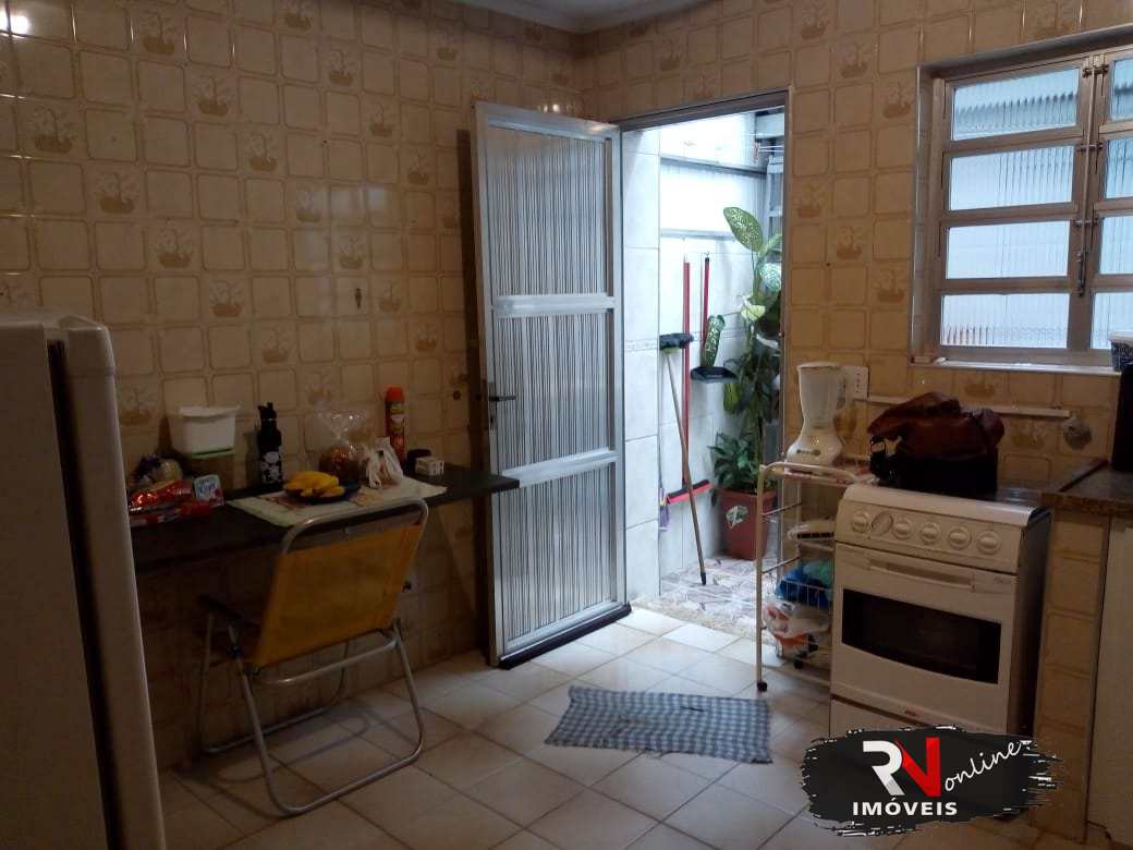 Casa à venda com 2 quartos, 69m² - Foto 12