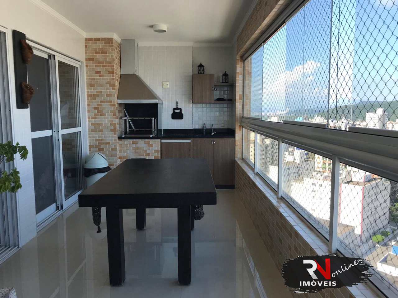 Apartamento à venda com 3 quartos, 137m² - Foto 1