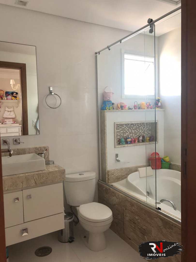 Apartamento à venda com 3 quartos, 137m² - Foto 10