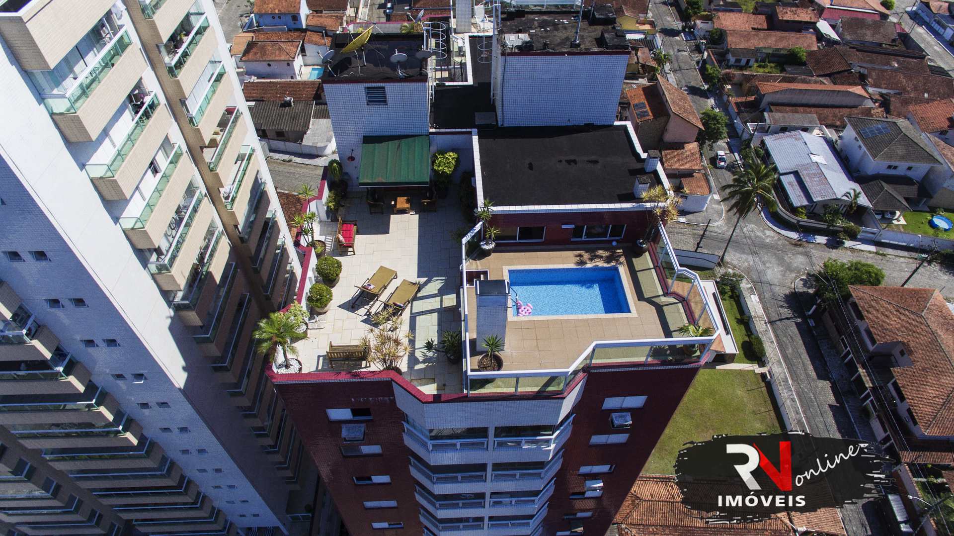 Cobertura à venda com 3 quartos, 250m² - Foto 3