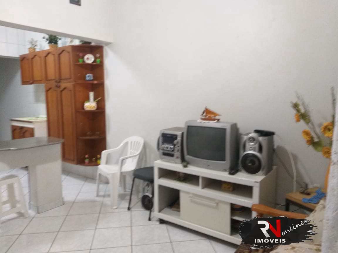 Casa à venda com 2 quartos, 65m² - Foto 4