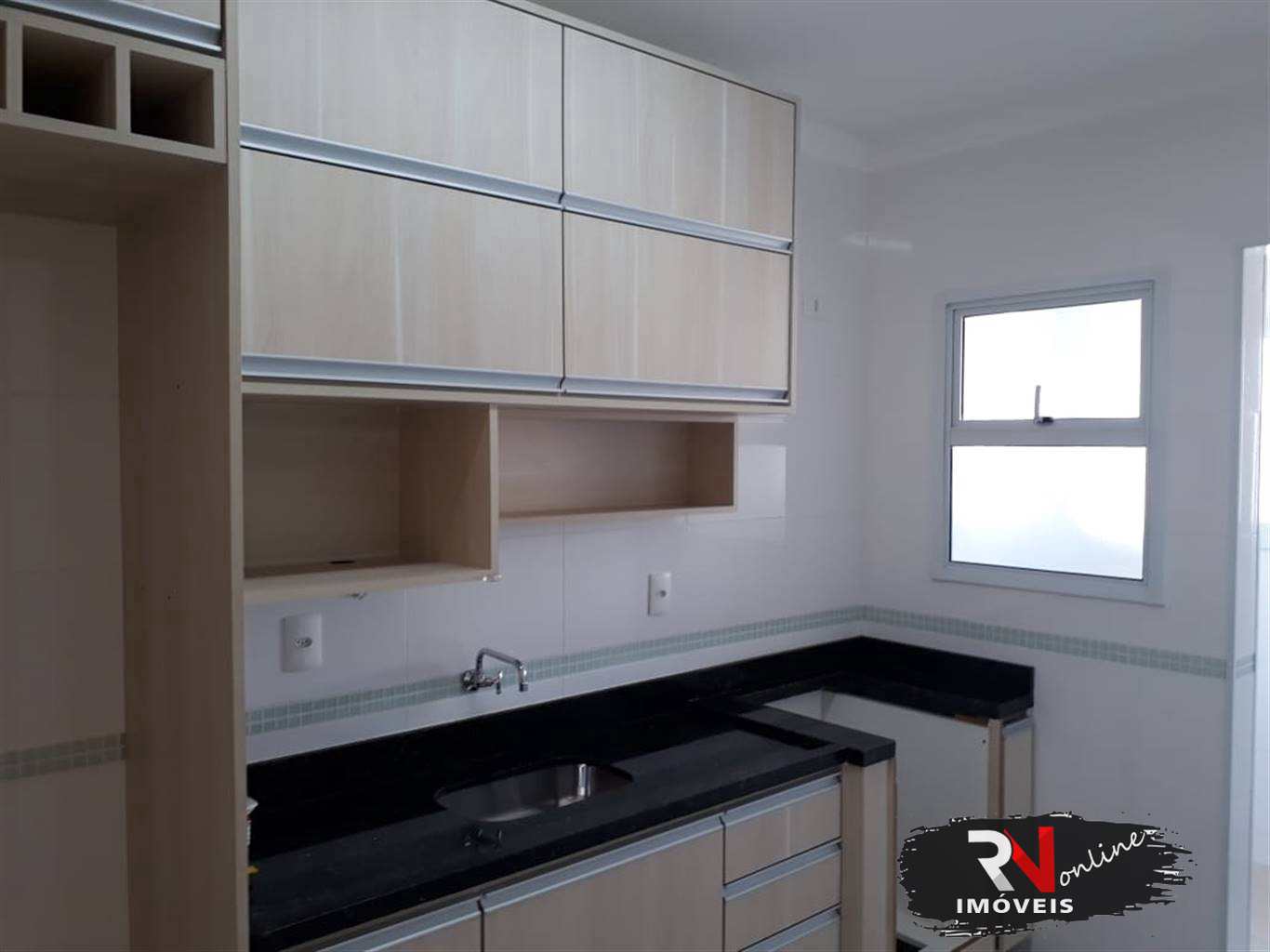 Apartamento à venda com 2 quartos, 70m² - Foto 4