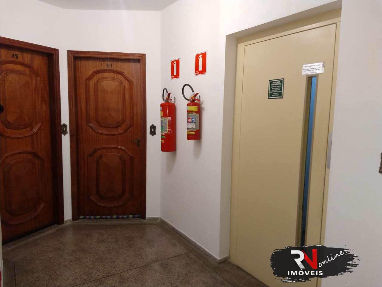 Apartamento à venda com 2 quartos, 68m² - Foto 7