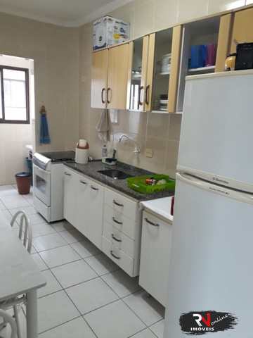 Apartamento à venda com 2 quartos, 70m² - Foto 2