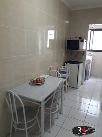 Apartamento à venda com 2 quartos, 70m² - Foto 3