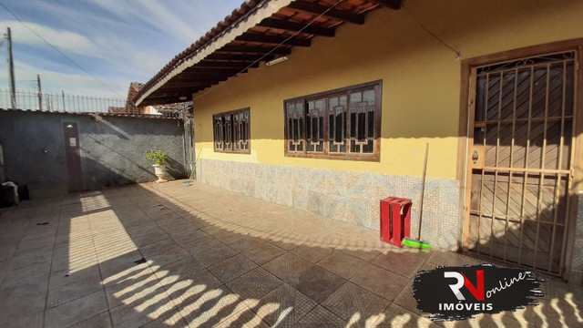 Casa à venda com 2 quartos, 63m² - Foto 2