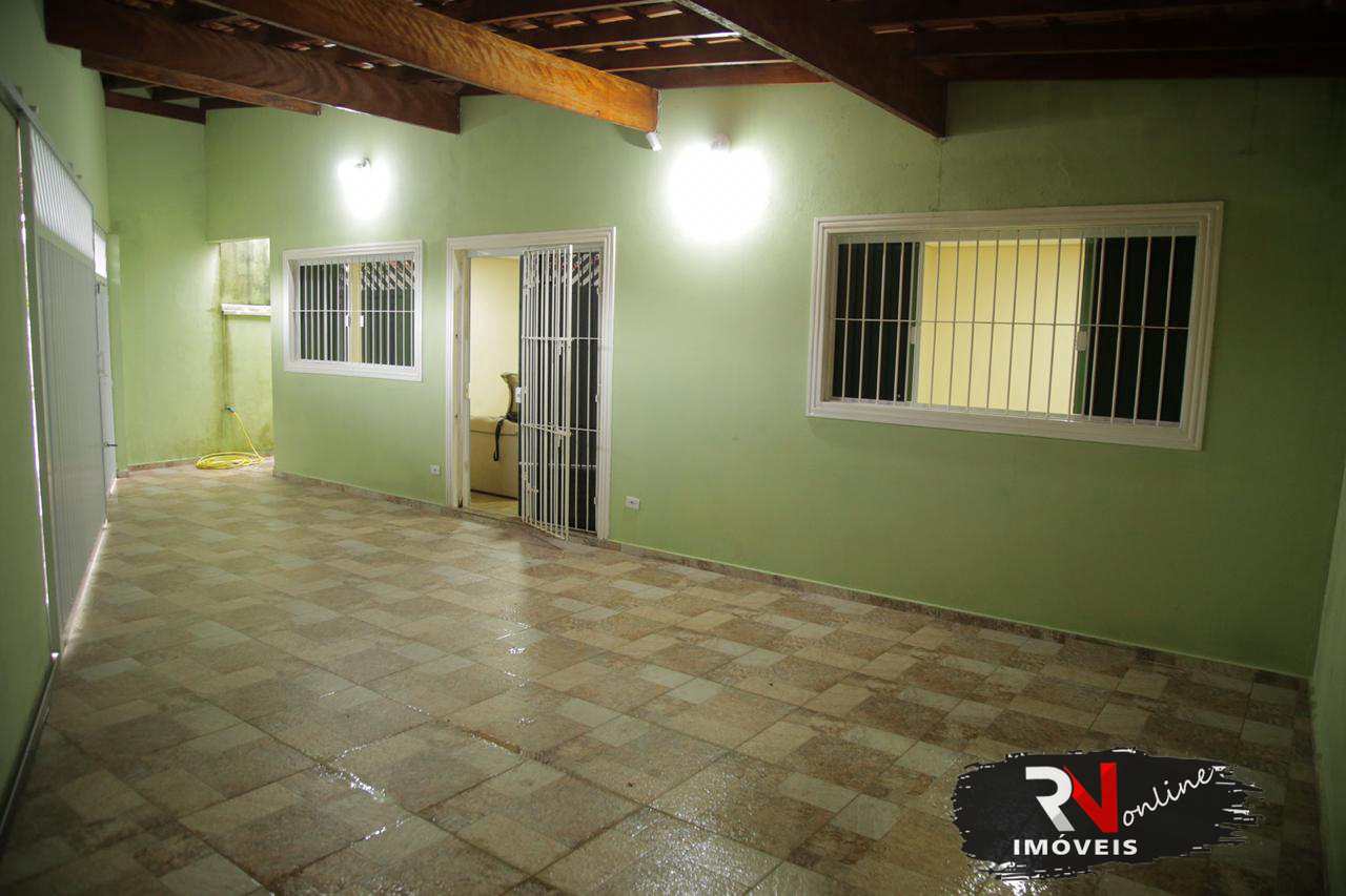 Casa à venda com 5 quartos, 200m² - Foto 22