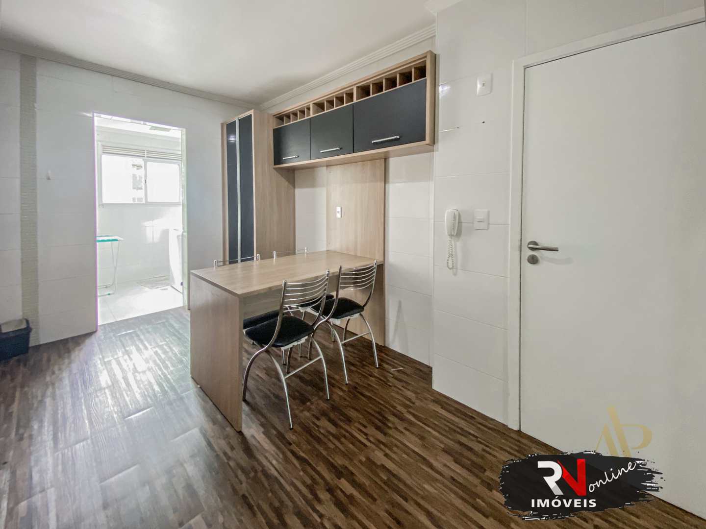 Apartamento à venda com 3 quartos, 151m² - Foto 3