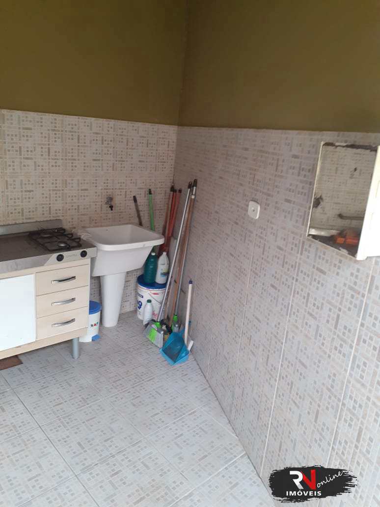 Casa à venda com 2 quartos, 60m² - Foto 6