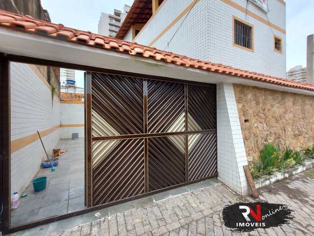 Casa à venda com 3 quartos, 114m² - Foto 1