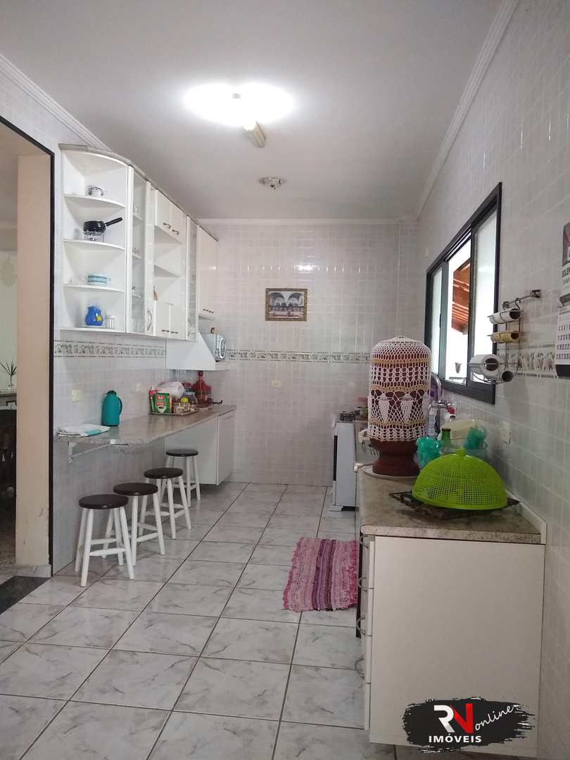 Casa à venda com 4 quartos, 350m² - Foto 22