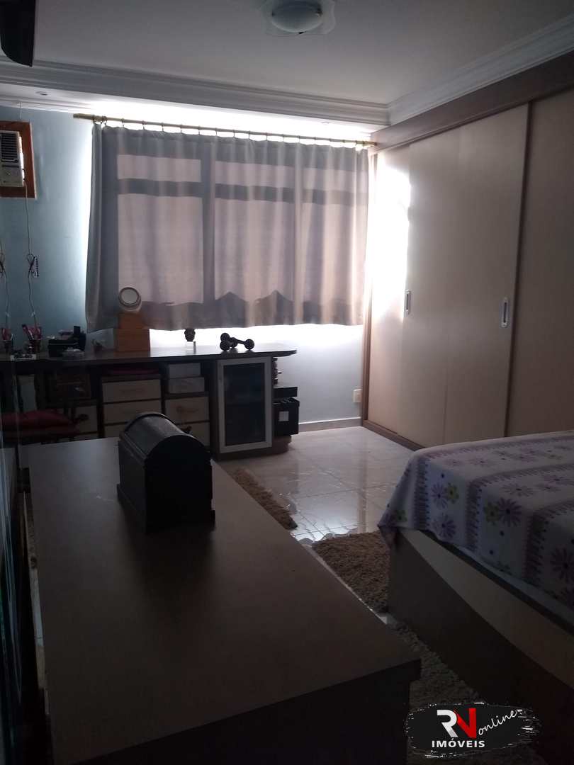 Casa à venda com 4 quartos, 350m² - Foto 42