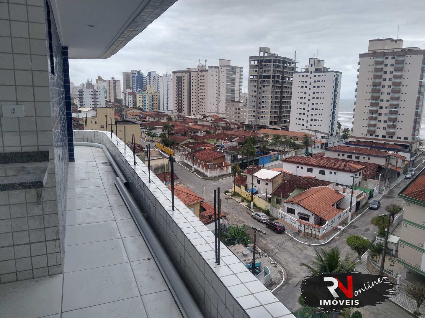 Apartamento à venda com 2 quartos, 70m² - Foto 3