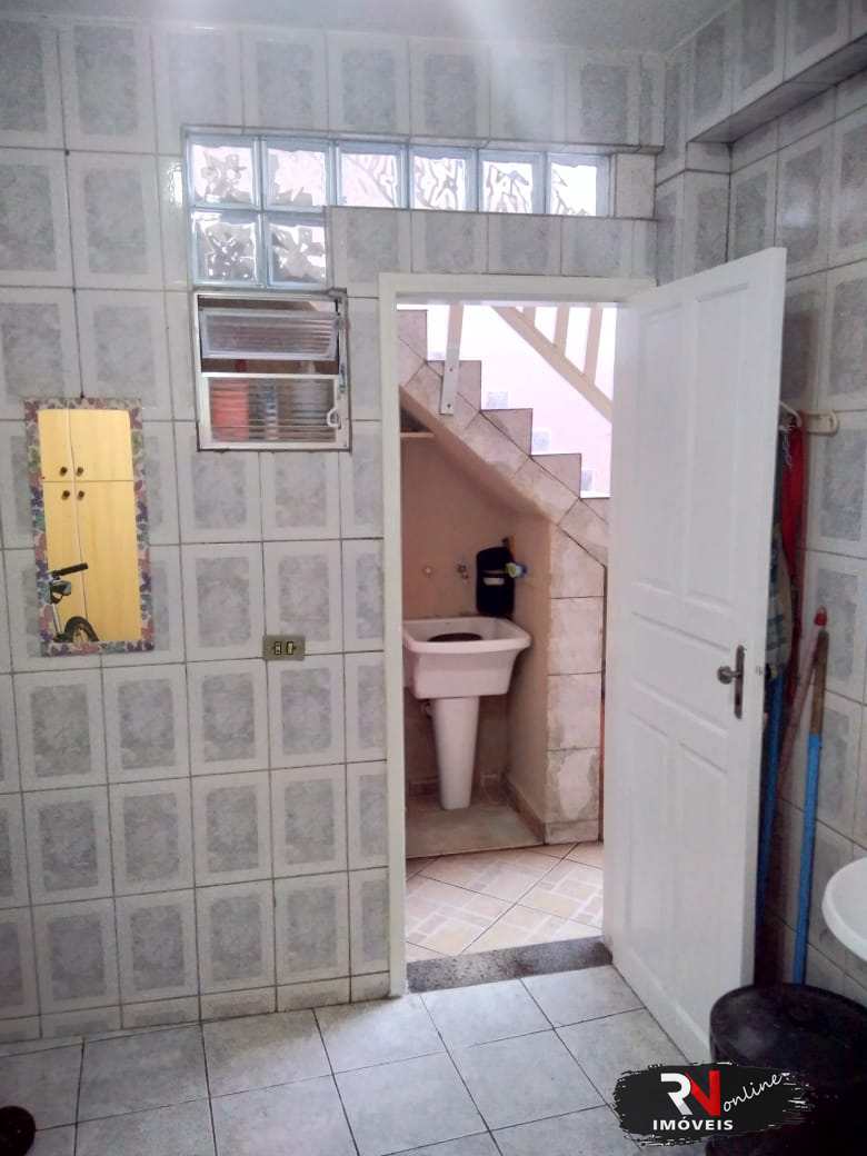 Casa à venda com 3 quartos, 90m² - Foto 8