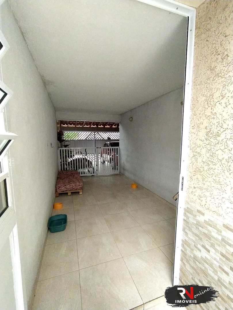 Casa à venda com 2 quartos, 90m² - Foto 4