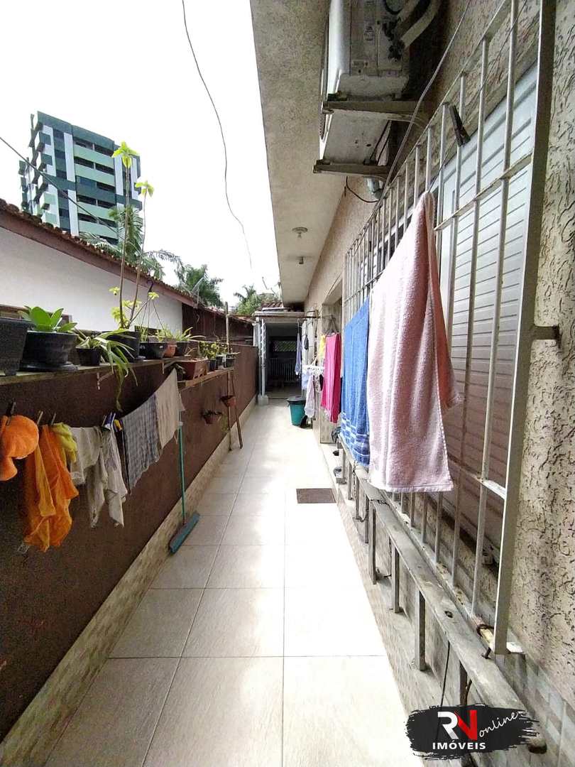 Casa à venda com 2 quartos, 90m² - Foto 6