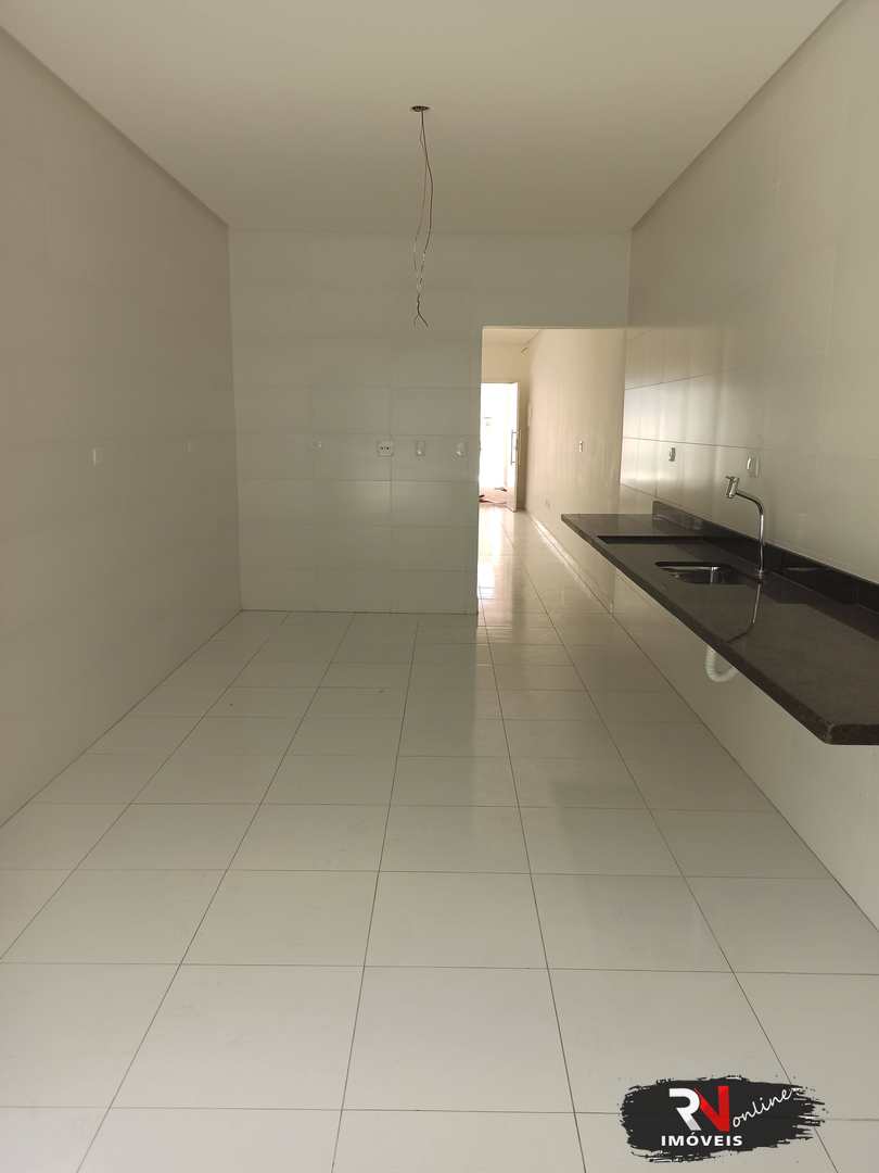 Casa à venda com 4 quartos, 215m² - Foto 14