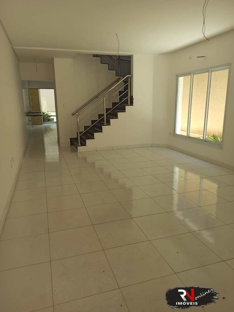 Casa à venda com 4 quartos, 215m² - Foto 9